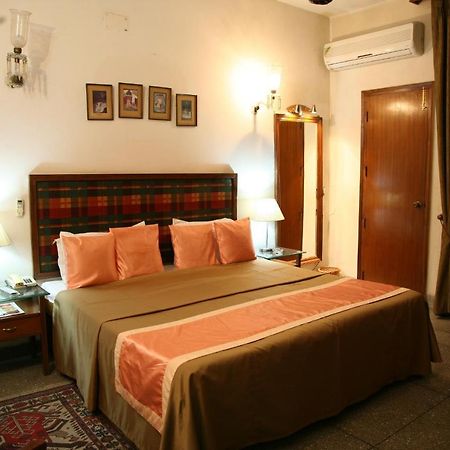 The Royal Residency Hotel New Delhi Exterior photo