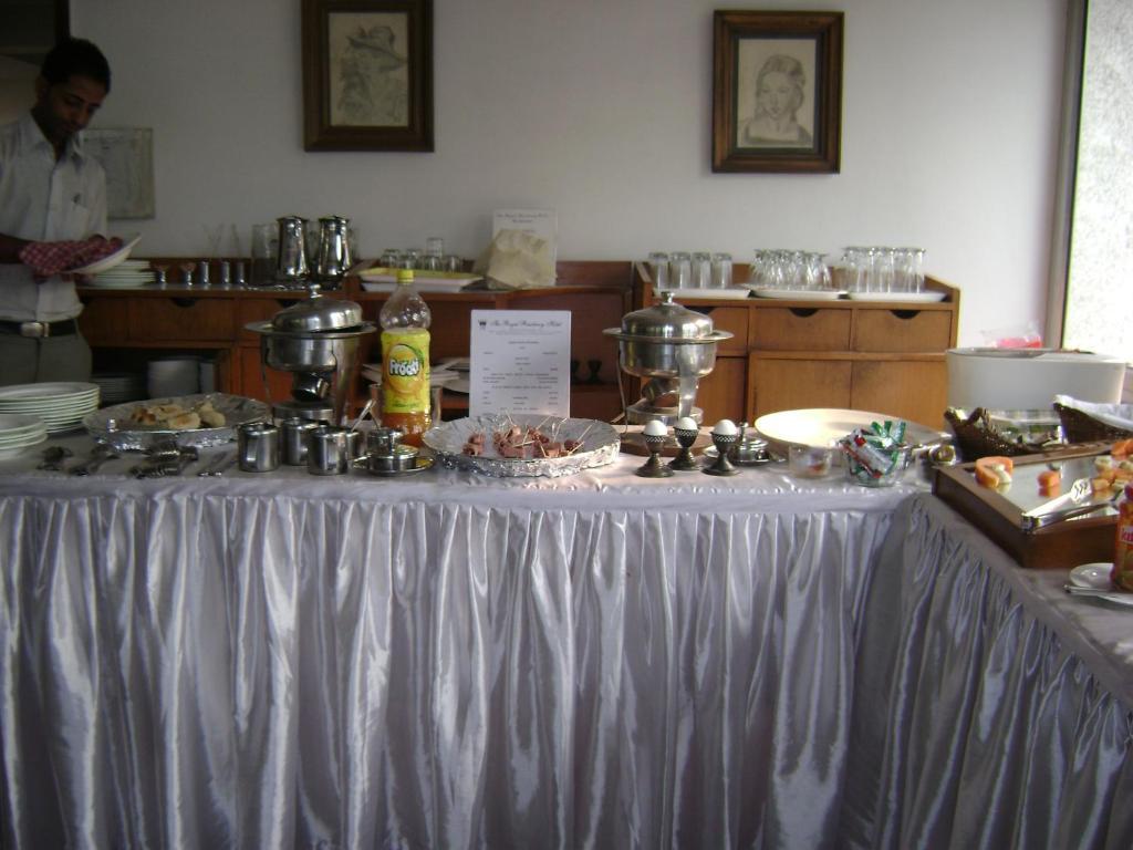The Royal Residency Hotel New Delhi Room photo