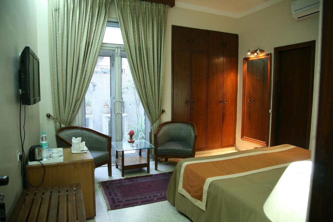 The Royal Residency Hotel New Delhi Exterior photo